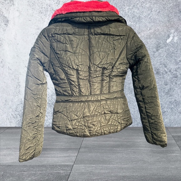 Desigual Bristol black Quilted Jacket with removable Red Collar. NWT - Picture 3 of 4